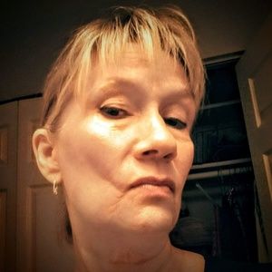 Meet your Posher, Debra